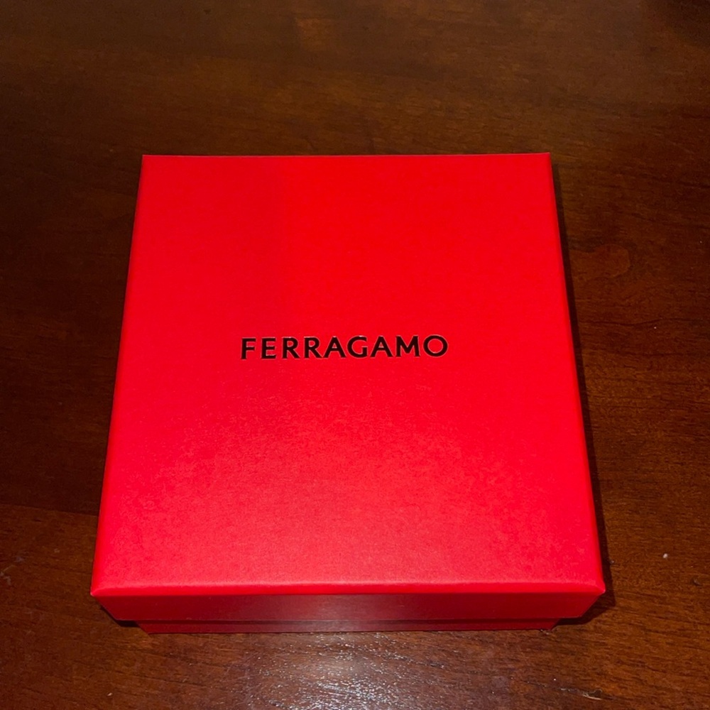 Salvatore ferragamo small wallet box